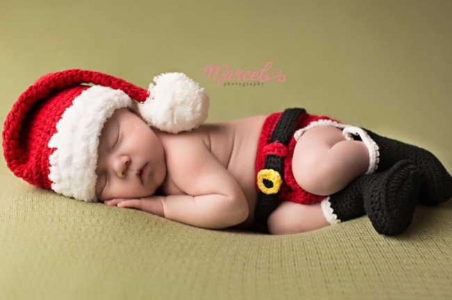 Christmas Baby Hat, Diaper Cover Booties Set
