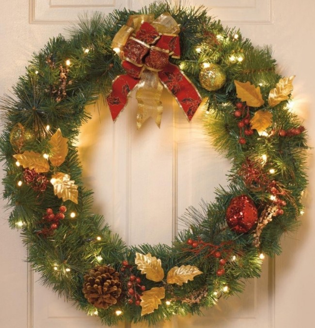 Battery-Operated Cordless Led Christmas Wreath With Timer