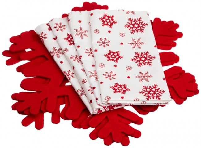 Red Felt Snowflake Chargers and 4 Snowflake Printed Napkins