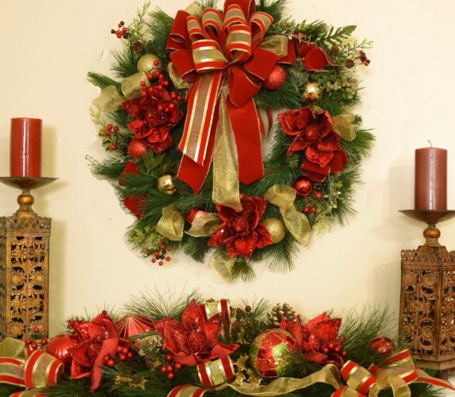 Large Magnolia Christmas Wreath and Centerpiece Set
