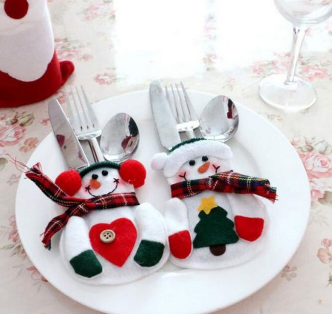 christmas-decorations-snowman-silver-flatware-holder-pockets-table-dinner-home-decoration