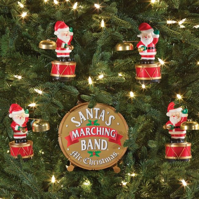 the-coordinated-caroling-santa-band-ornament