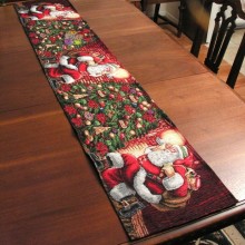 Santa, Christmas, Holiday Table Runner