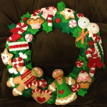 Cookies and Candy Wreath Felt Applique Home Accent Kit