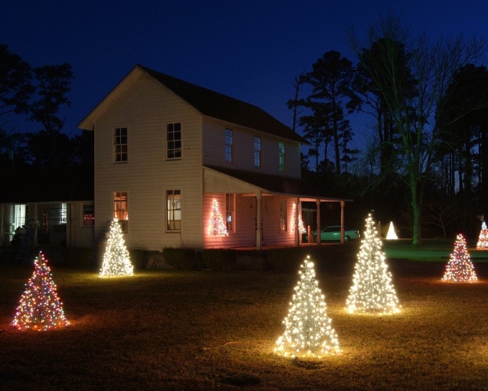 1.5' Crab Pot Christmas Tree, Clear Twinkle Lights