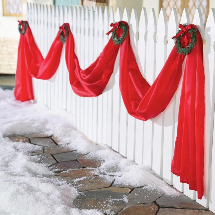Christmas Fence Garland Decoration