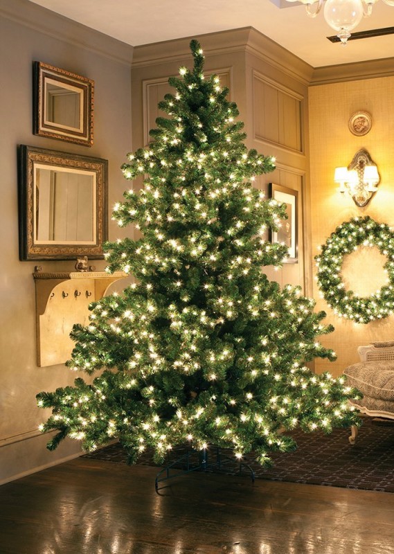 12' Pre-Lit Middleton Full Layered Artificial Christmas Tree - Clear Lights