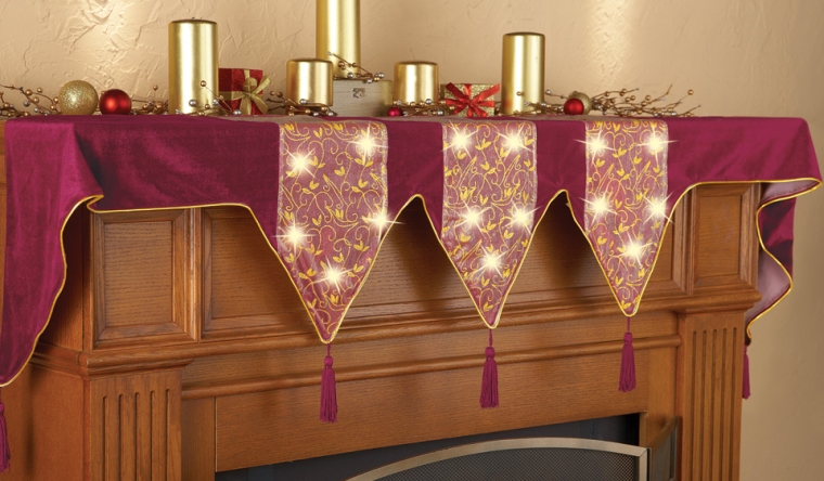 Lighted Holiday Velveteen Mantel Scarf – Christmas