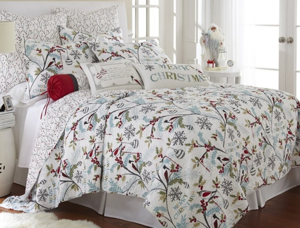 Holly Full/Queen Quilt Set | Christmas