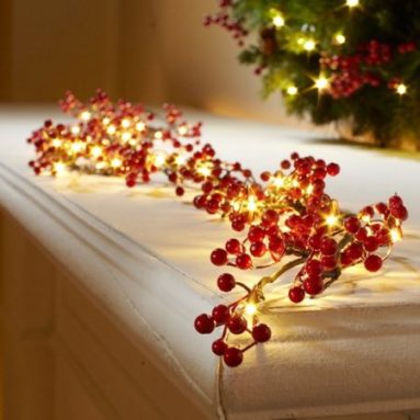 5′ Corded Pre-lit Berry Garland