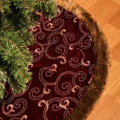 Luxury Collection Burgundy and Gold Christmas Tree Skirt