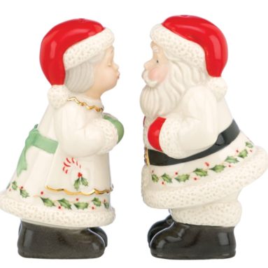 Santa & Mrs. Claus Salt and Pepper Shaker Set